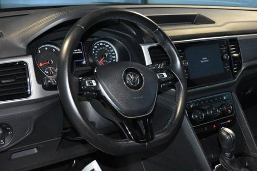 2018 Volkswagen Atlas 2.0T SEL