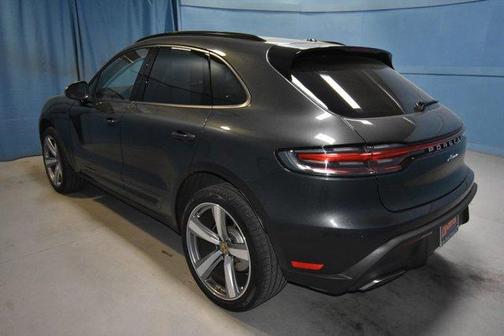 Volcano Grey Metallic 2025 Porsche Macan