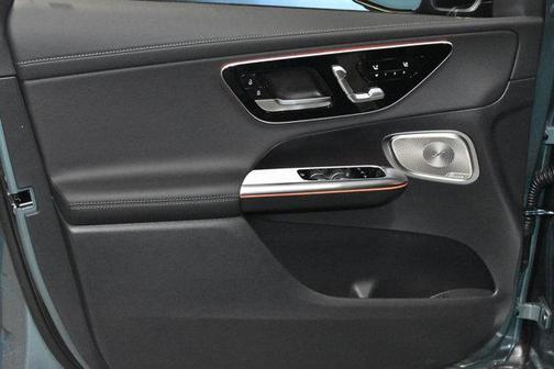 Verde 2026 Mercedes-Benz GLC 300 Base 4MATIC