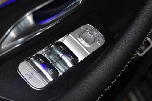 2025 Mercedes-Benz GLE 450e 4MATIC