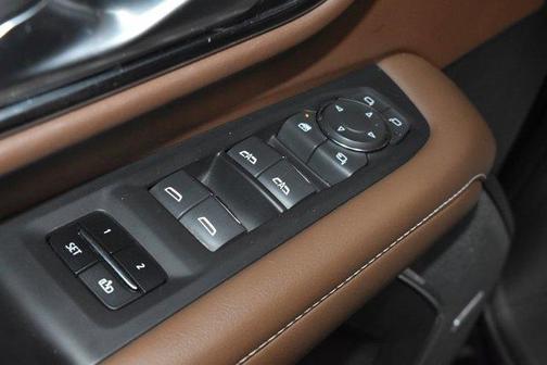 Black 2022 Chevrolet Suburban High Country