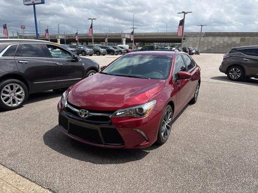 2016 Toyota Camry XSE