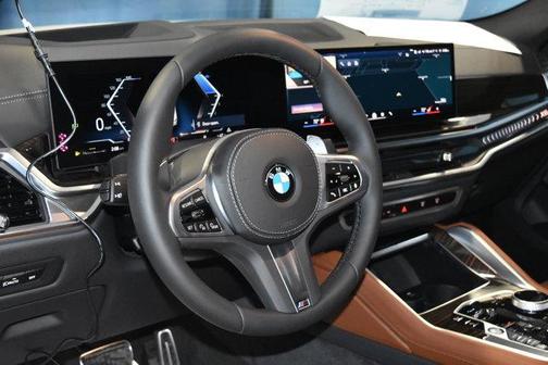 2026 BMW X6 xDrive40i