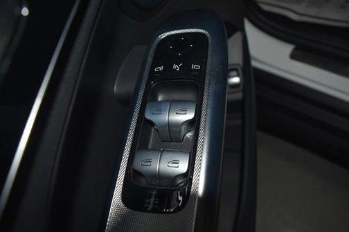 2025 Mercedes-Benz GLC 350e Base 4MATIC