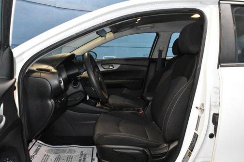Clear White 2019 Kia Forte LXS