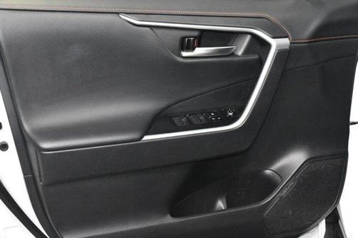 Ice 2024 Toyota RAV4 Adventure