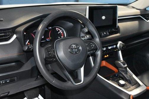 Ice 2024 Toyota RAV4 Adventure