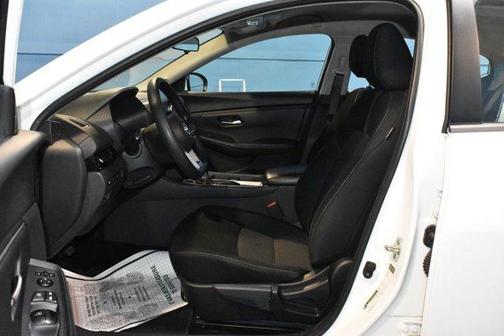 Cloud White 2024 Nissan Sentra SV