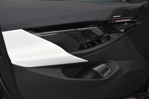 2026 BMW 530 i xDrive