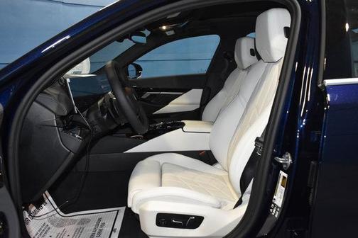 2026 BMW 530 i xDrive