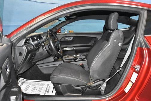 2017 Ford Mustang V6