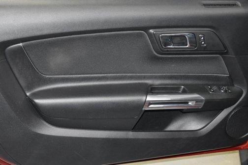 2017 Ford Mustang V6