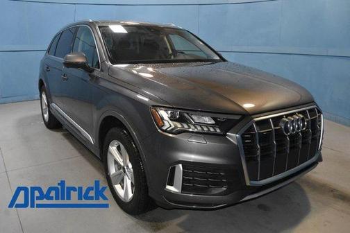 Samurai Gray Metallic 2024 Audi Q7 45 Premium Plus