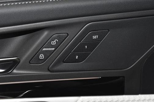 Night 2026 BMW X1 xDrive28i