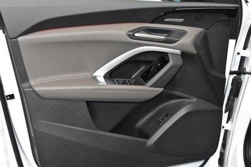 Arkona White 2025 Audi Q5 2.0T quattro Premium