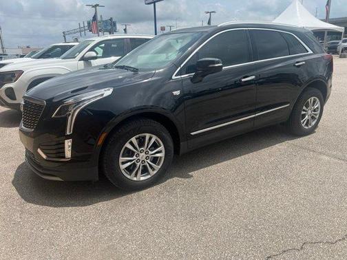 Stellar Black Metallic 2020 Cadillac XT5 Premium Luxury