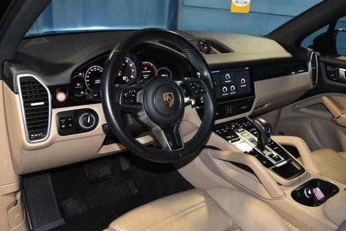 2019 Porsche Cayenne Base