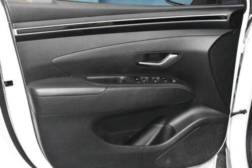 White Pearl 2024 Hyundai TUCSON SEL