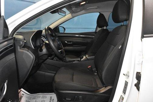 White Pearl 2024 Hyundai TUCSON SEL
