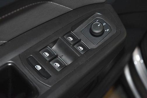 2022 Volkswagen Atlas 3.6L SE w/Technology