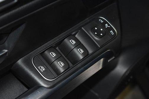 2025 Mercedes-Benz GLB 250 Base 4MATIC