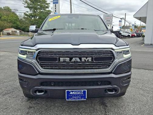 2021 RAM 1500 Limited Crew Cab 4x4 64' Box