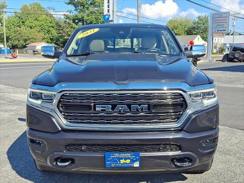 2021 RAM 1500 Limited Crew Cab 4x4 64' Box