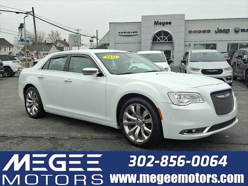 2021 Chrysler 300 Touring L
