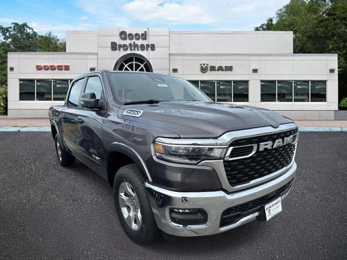 Granite Crystal Clearcoat Metallic 2026 RAM 1500 Big Horn