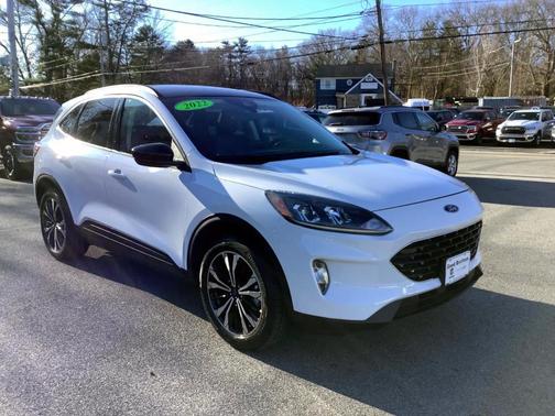 2022 Ford Escape SEL