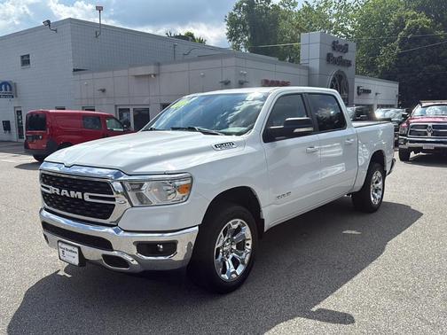 Bright White Clearcoat 2022 RAM 1500 Big Horn