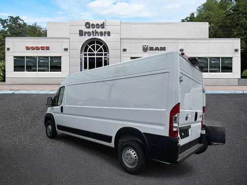 Bright White Clearcoat 2026 RAM ProMaster 2500 High Roof