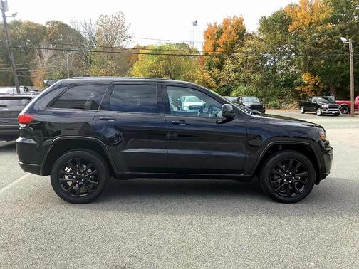 2022 Jeep Grand Cherokee WK Laredo