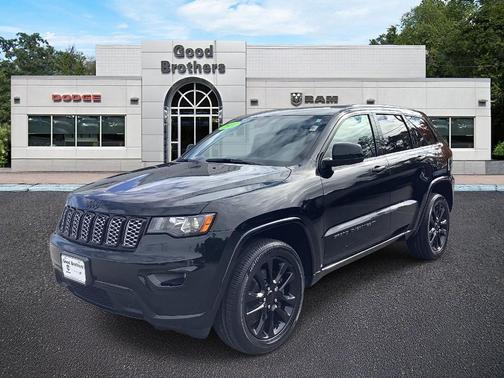 2022 Jeep Grand Cherokee WK Laredo