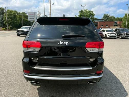 2019 Jeep Grand Cherokee Summit