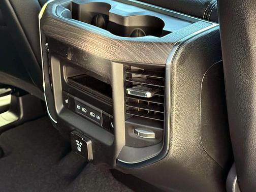 Granite Crystal Clearcoat Metallic 2026 RAM 1500 Laramie