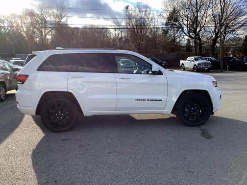 2020 Jeep Grand Cherokee Altitude