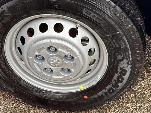 2026 RAM ProMaster 1500 Low Roof