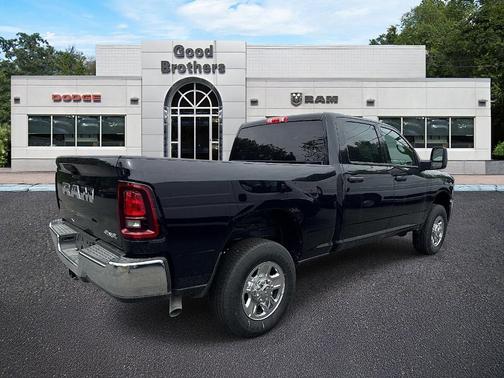 Diamond Black 2026 RAM 2500 Tradesman