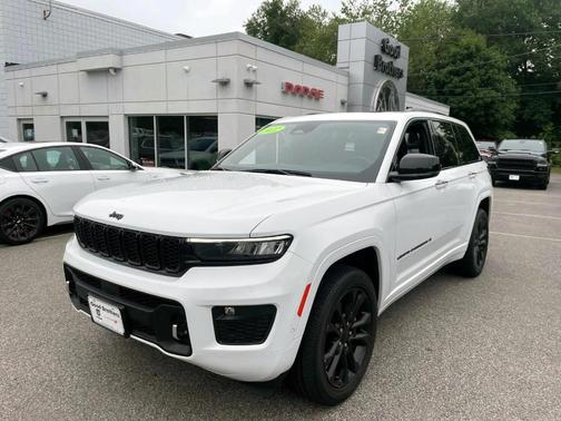 2022 Jeep Grand Cherokee Overland