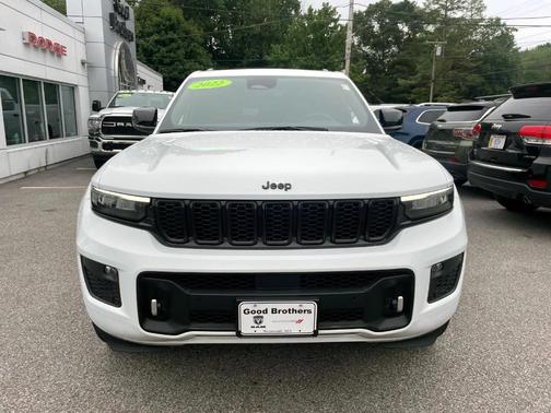2022 Jeep Grand Cherokee Overland