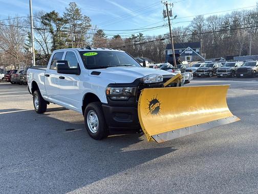 Bright White Clearcoat 2024 RAM 2500 Tradesman