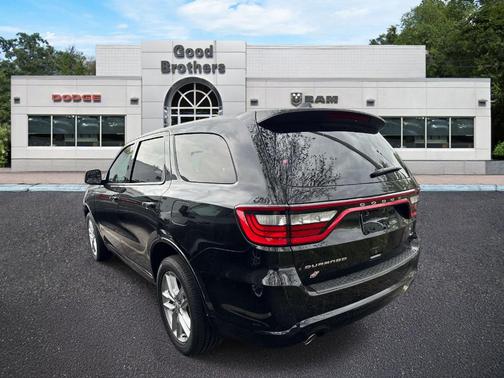 DB Black Clearcoat 2026 Dodge Durango GT