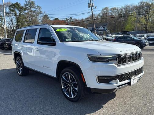 Bright White Clearcoat 2023 Jeep Wagoneer Series III