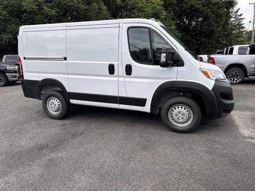 2025 RAM ProMaster 1500 Low Roof