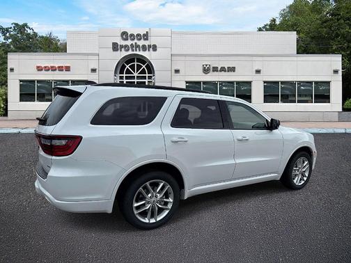 White Knuckle Clearcoat 2026 Dodge Durango GT