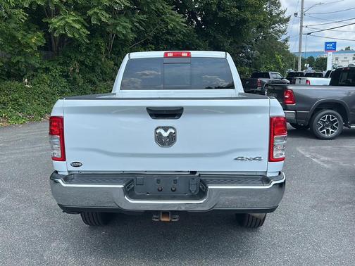 Bright White Clearcoat 2022 RAM 2500 Tradesman
