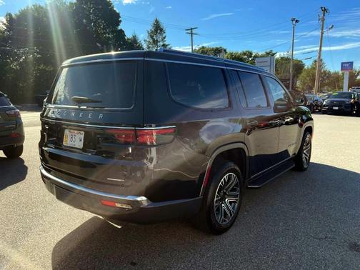2022 Jeep Wagoneer Series III