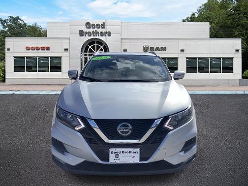 2021 Nissan Rogue Sport SV