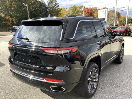 2023 Jeep Grand Cherokee Overland